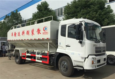 畜牧散裝飼料車(chē)25方多利卡散裝飼料車(chē)價(jià)格解析與選購(gòu)指南