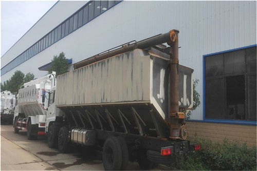 平定縣散裝飼料車(chē)價(jià)格解析與湖北隨州廠(chǎng)家直銷(xiāo)優(yōu)勢(shì)